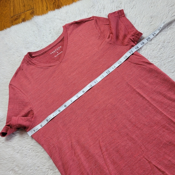 Unbound Merino Shirt Short Sleeve Men's Small 100% Merino Wool Baselayer Red - Picture 6 of 8